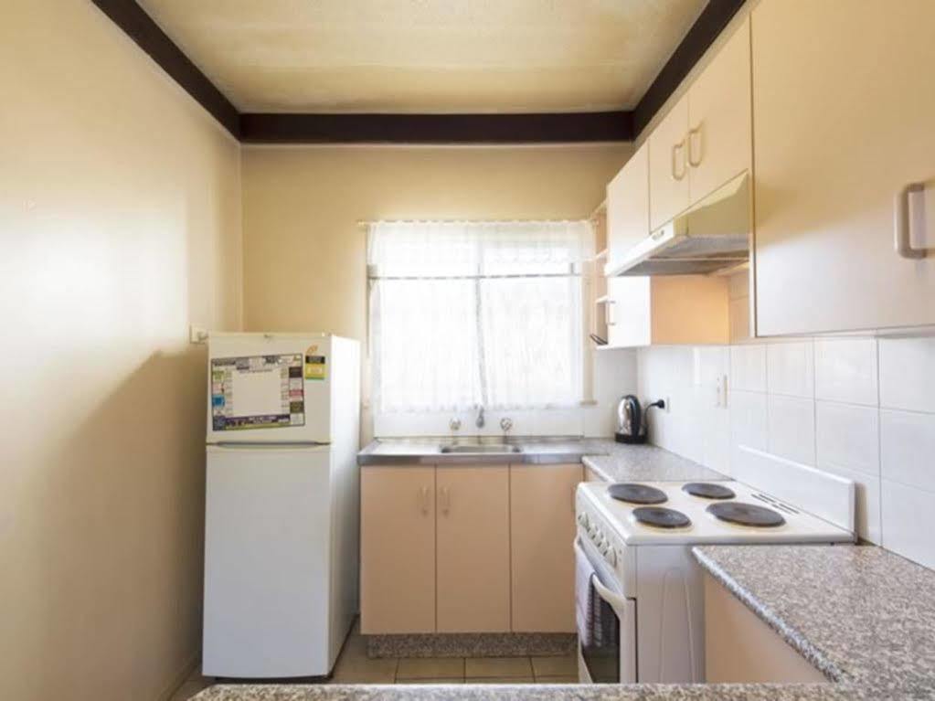 City Centre Apartments Графтън Екстериор снимка